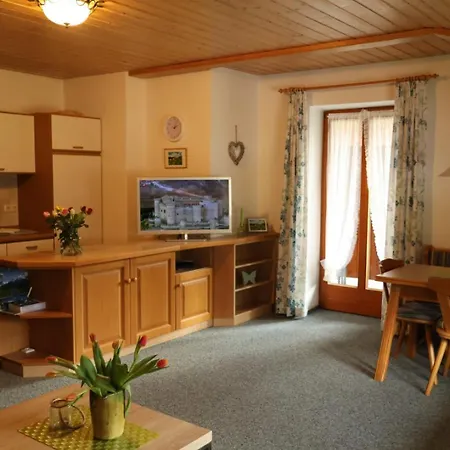 아파트 Gaestehaus Hillebrand *