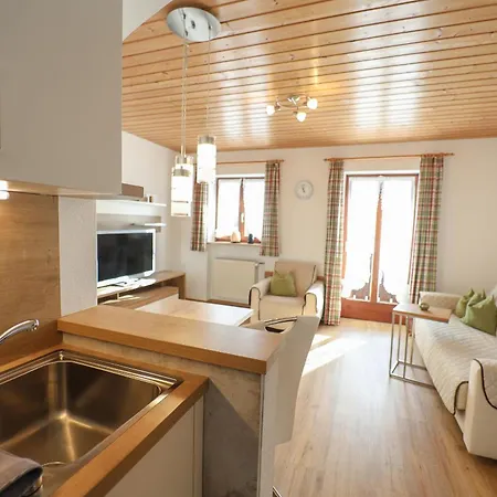 아파트 Gaestehaus Hillebrand